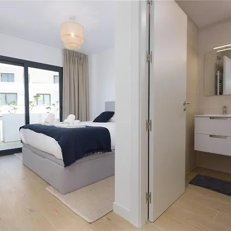 One-80 2440 Estepona