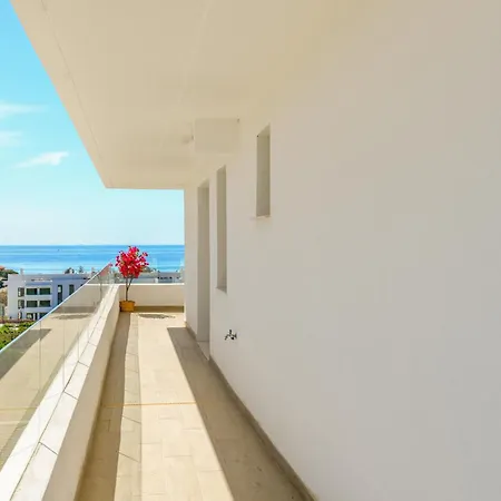 Apartman One-80 2440 Estepona